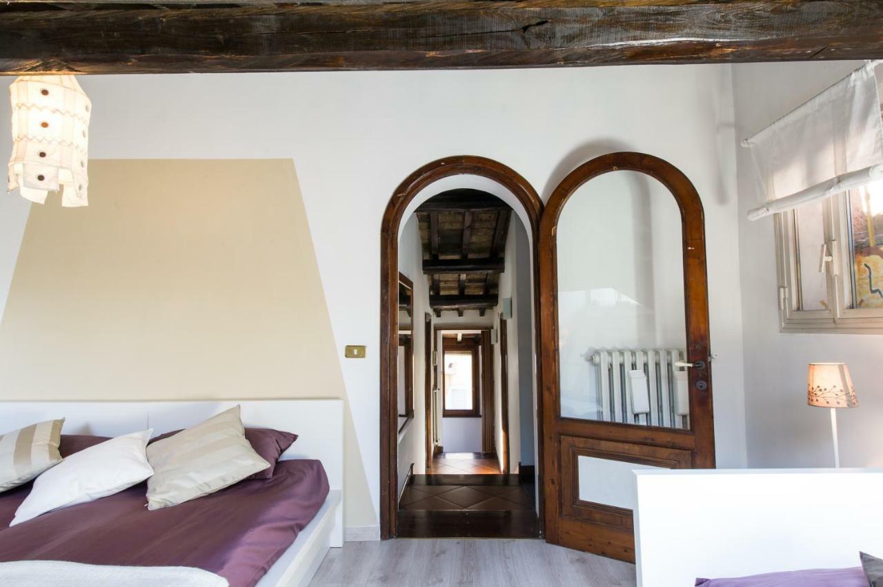 Lo Chalet Di Trastevere Рим Екстер'єр фото